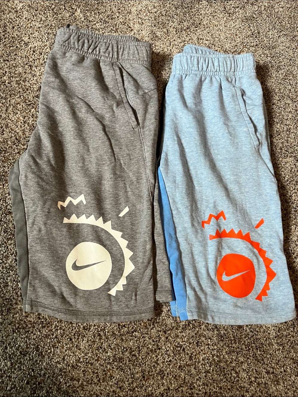 Nike Kids Gray & Light Blue Graphic Logo Shorts Two-Pack size medium